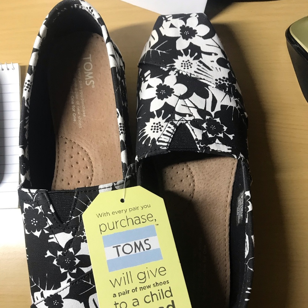 TOMS